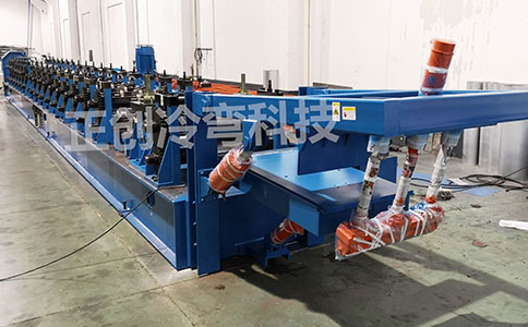 廠家帶你領略汽車車廂板具備的獨特奧秘